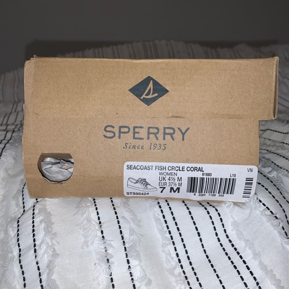 Women’s SPERRY shoe size: 7 - Picture 2 of 4